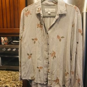 Flowy Blouse size medium button down floral print